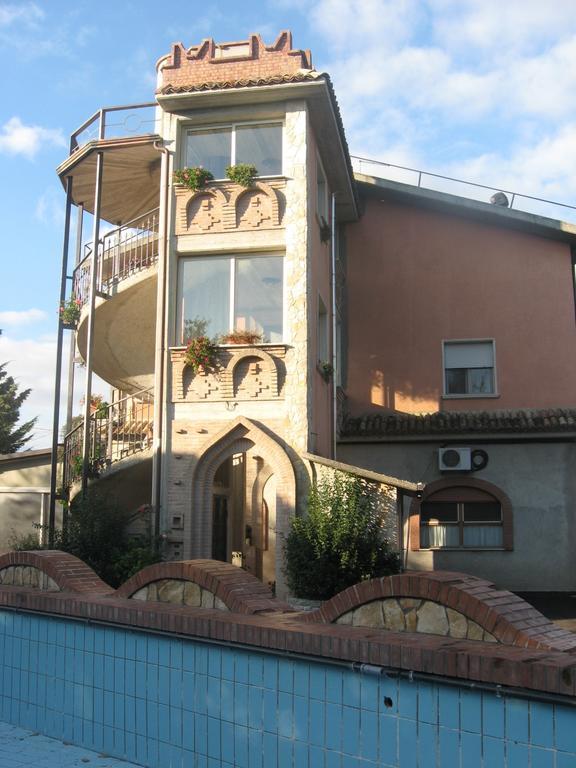 Parco Sogni D'Oro Aparthotel Монтела Стая снимка